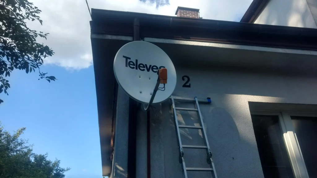 Antena satelitarna Televes 02